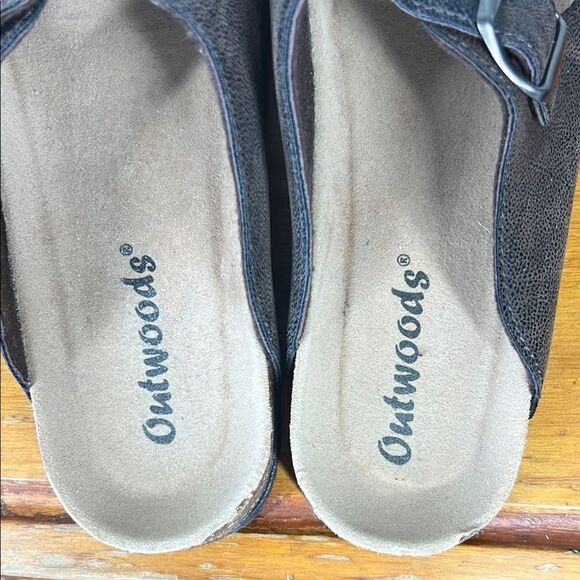 Outwoods Brown Slide Sandals - Picture 6 of 6